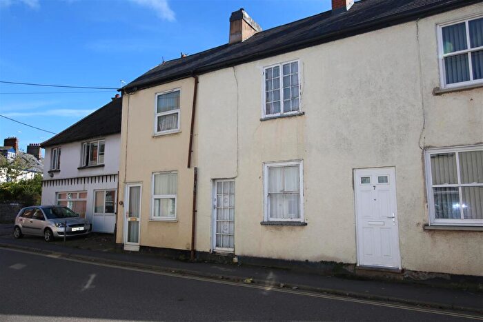 2 Bedroom Terraced House For Sale In Tiverton, EX16