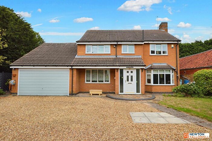 4 Bedroom Detached House For Sale In High Street, Pointon, Bourne, NG34