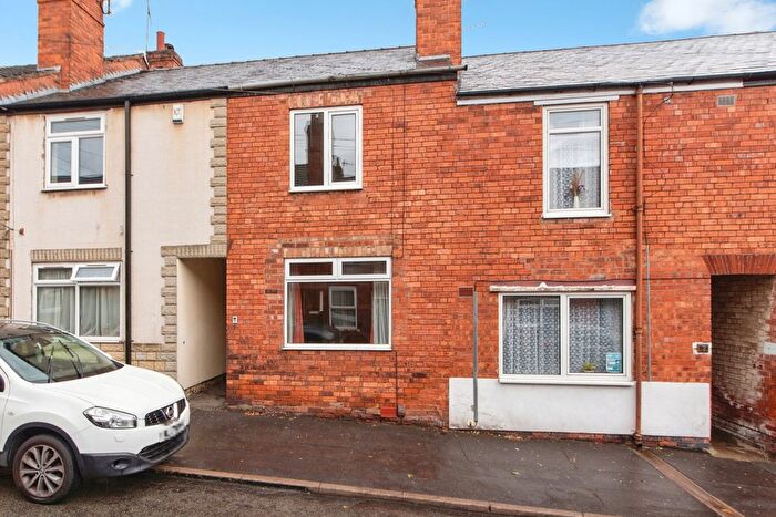 3 Bedroom Terraced House For Sale In Florence Street, Lincoln, Lincolnshire, LN2