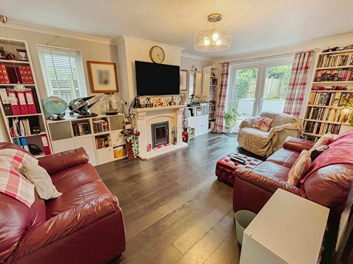 4 Bedroom Detached House For Sale In Balfour Drive, Calcot, Reading, RG31