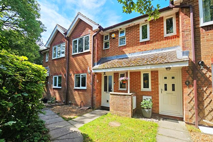 3 Bedroom Terraced House For Sale In Lowland Road, Denmead, PO7