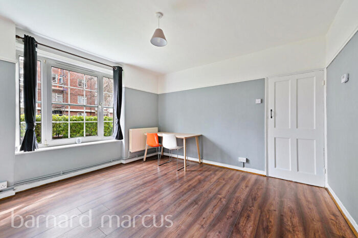 2 Bedroom Flat To Rent In Clayton Street, London, SE11