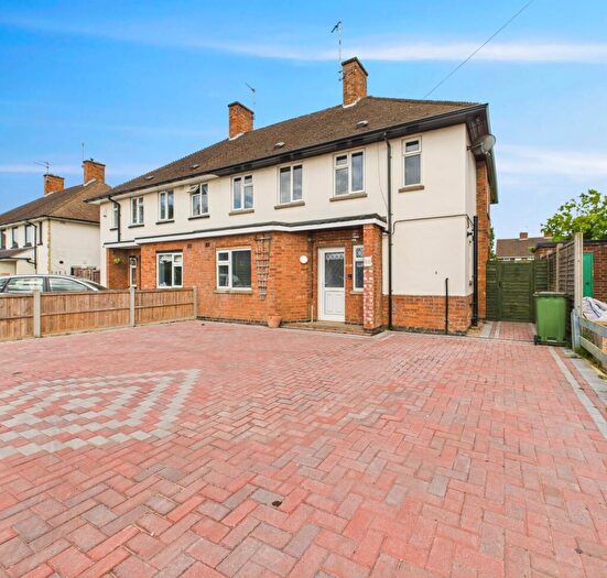 4 Bedroom Semi-Detached House To Rent In Lutterworth Road, Blaby, Leicester, LE8