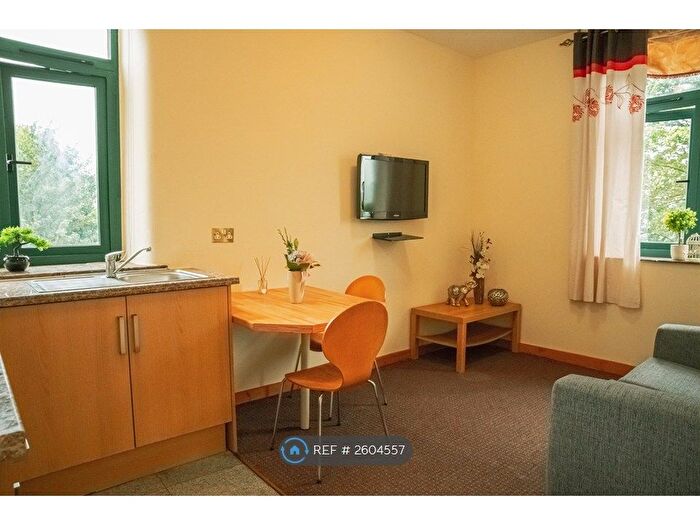 1 Bedroom Flat To Rent In Legrams Mill Residence, Bradford, BD7
