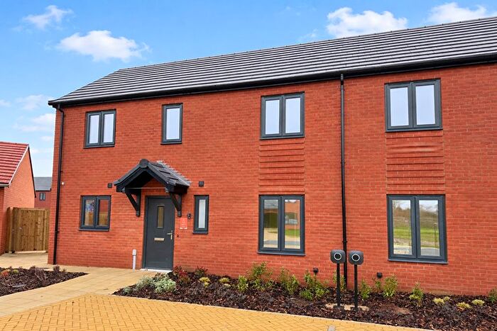 3 Bedroom Semi-Detached House For Sale In Eastwood, Bradwell, Great Yarmouth, NR31