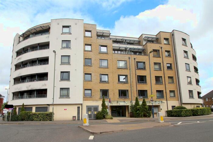 1 Bedroom Apartment To Rent In Woking, GU21