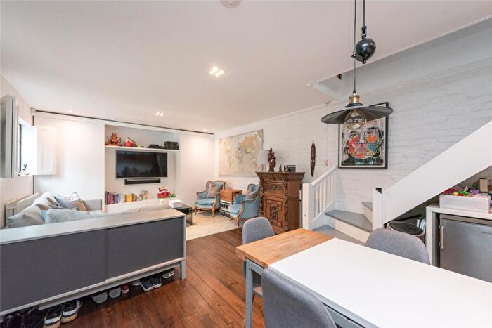 2 Bedroom Detached House To Rent In Ashdon Road, London, NW10