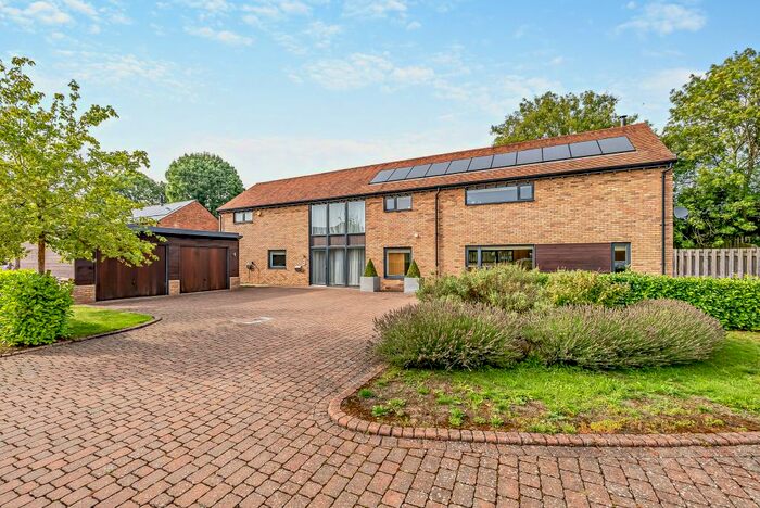 4 Bedroom Detached House For Sale In Latimer Chase, Green Street, Chorleywood, WD3