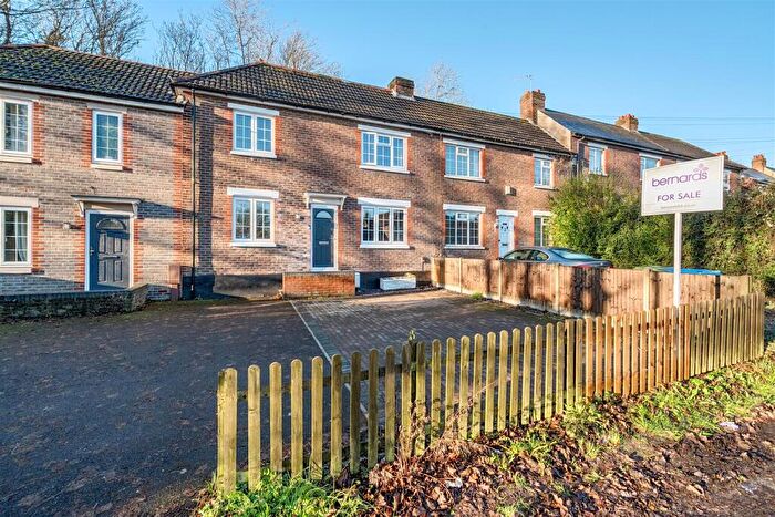 2 Bedroom Terraced House For Sale In Gosport Road, Fareham, PO16