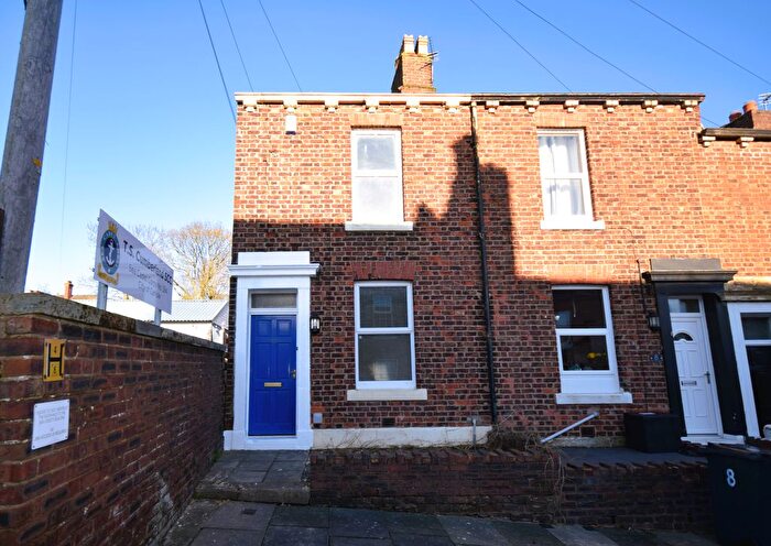 2 Bedroom Terraced House To Rent In Nicholson Street, CA2
