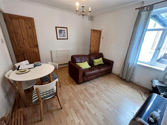 4 Bedroom Terraced House To Rent In Harborne Lane, Selly Oak, Birmingham, B29