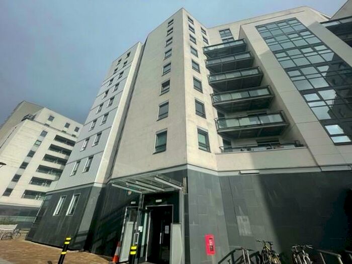 1 Bedroom Apartment To Rent In Gateway South, LS9