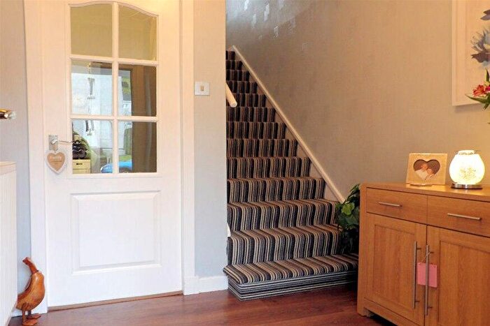 3 Bedroom End Of Terrace House For Sale In Crosshill Avenue, Campbeltown, PA28