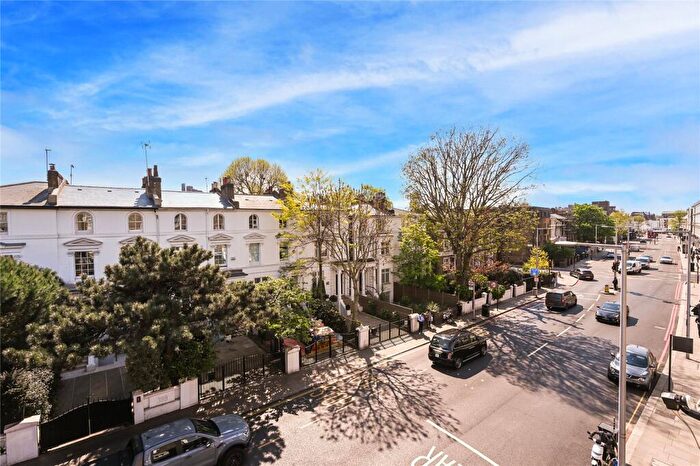 1 Bedroom Flat For Sale In Barker Street, Chelsea, SW10