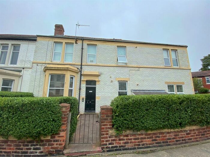 2 Bedroom Flat To Rent In Alnwick Avenue, Whitley Bay, NE26