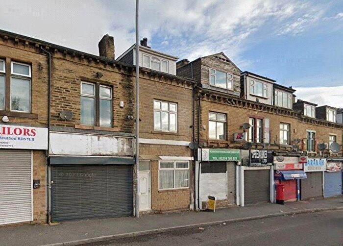 4 Bedroom Terraced House For Sale In Manchester Road, Bradford, West Yorkshire, BD5