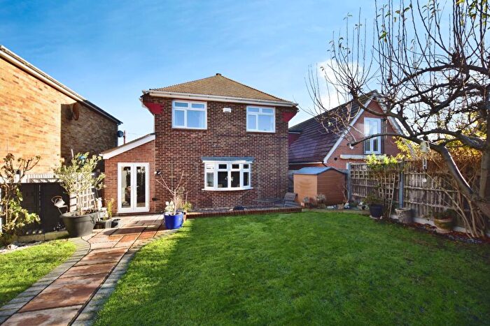 3 Bedroom Detached House For Sale In Oak Lane, Minster On Sea, Kent, ME12