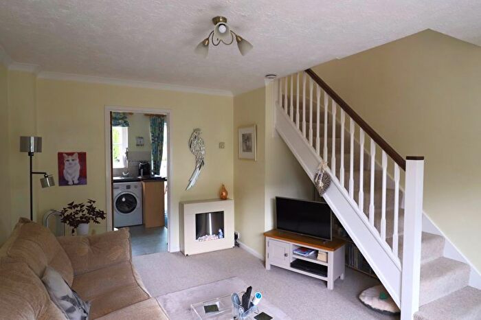 2 Bedroom End Of Terrace House For Sale In Oak Close, Exminster, EX6
