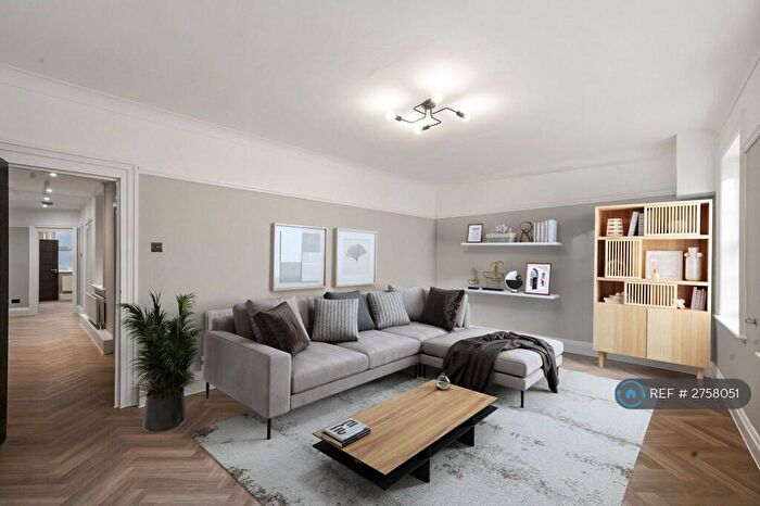 2 Bedroom Flat To Rent In Richmond Chambers, Bournemouth, BH2