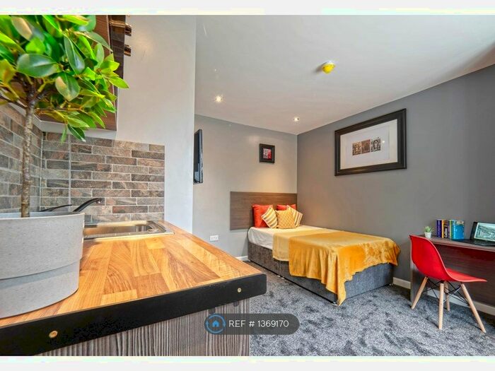 Studio To Rent In Sherwood Road, Harrow, HA2