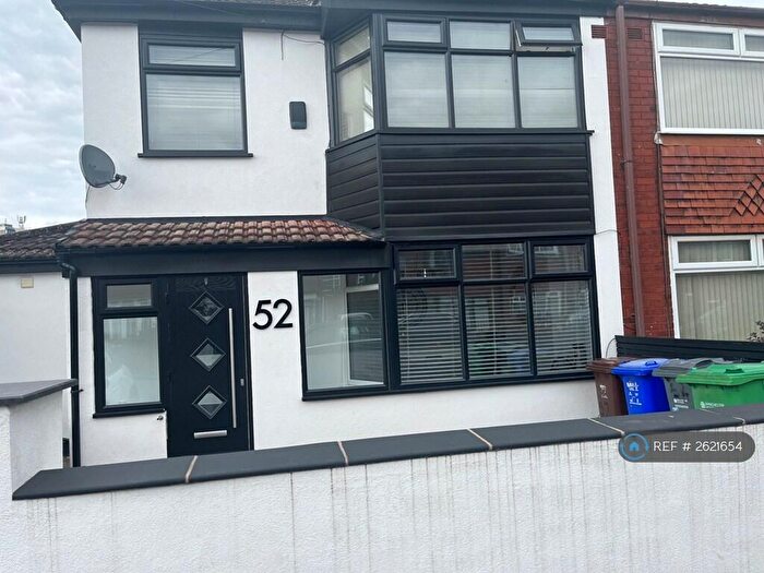 3 Bedroom Semi Detached House To Rent In Nina Drive, Manchester, M40