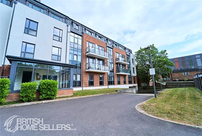 3 Bedroom Flat For Sale In Constabulary Close, West Drayton, UB7