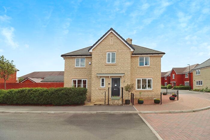 4 Bedroom Detached House For Sale In Signal Road, Dursley, Gloucestershire, GL11