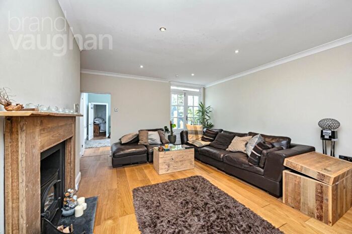 1 Bedroom Flat For Sale In Brunswick Square, Hove, East Sussex, BN3