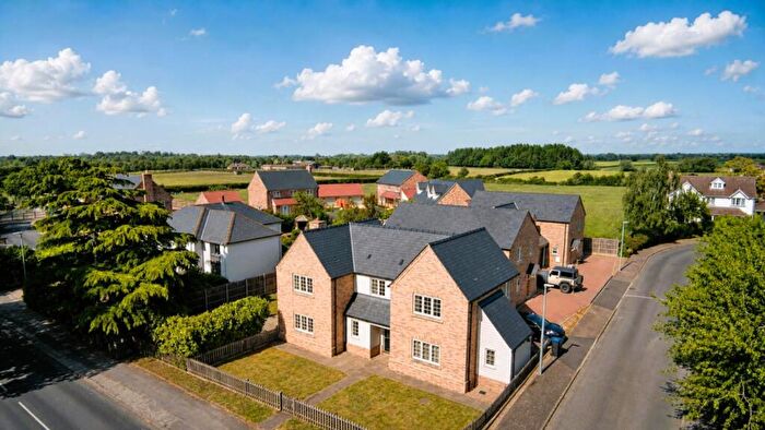 4 Bedroom Detached House To Rent In High Street, Chippenham, Cambs, CB7