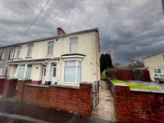 2 Bedroom Flat To Rent In St. Teilo Street, Swansea, West Glamorgan, SA4