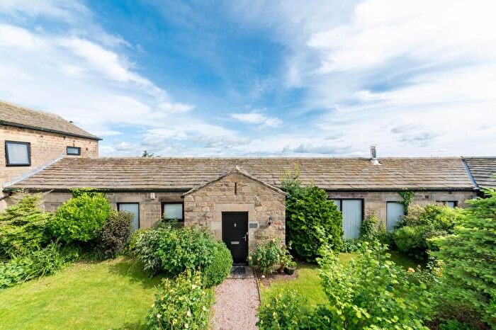 2 Bedroom Barn Conversion For Sale In The Old Mistal, New Lodge Farm Court, Oxspring, Penistone, S36