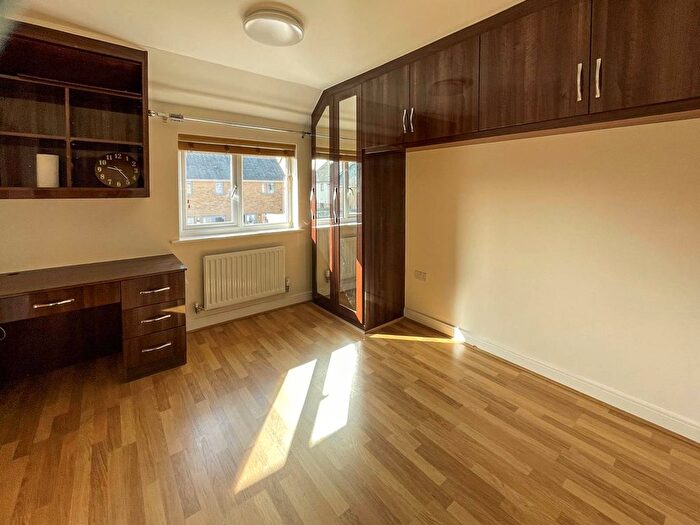 2 Bedroom Terraced House To Rent In Wallingford Way, Berkshire, Maidenhead, SL6