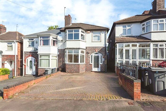 3 Bedroom Semi Detached House For Sale In Farrington Road, Birmingham, West Midlands, B23