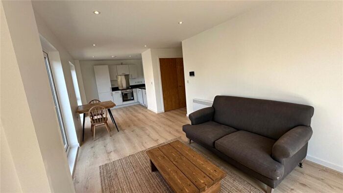 2 Bedroom Flat To Rent In Grant Court Block D, Ordsall Lane, Salford, M5