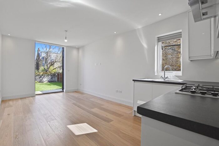 2 Bedroom Apartment To Rent In Langler Road London, NW10