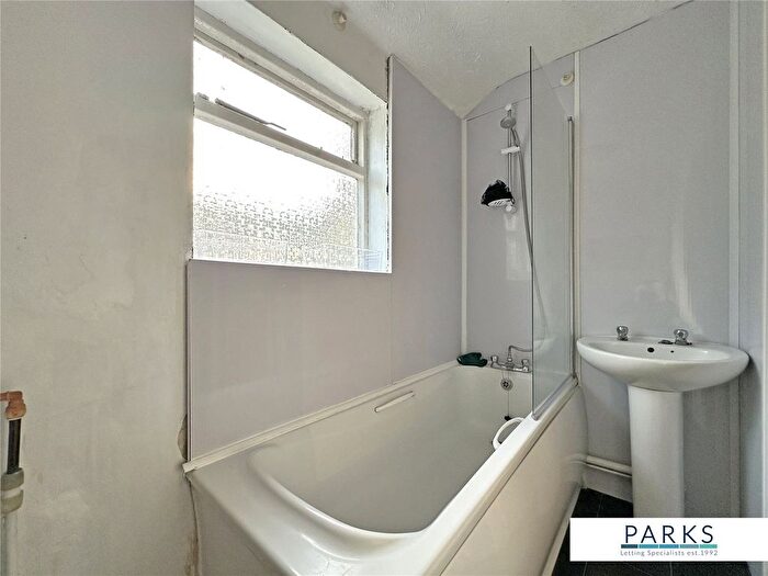 1 Bedroom Flat To Rent In Springfield Road, Brighton, East Sussex, BN1