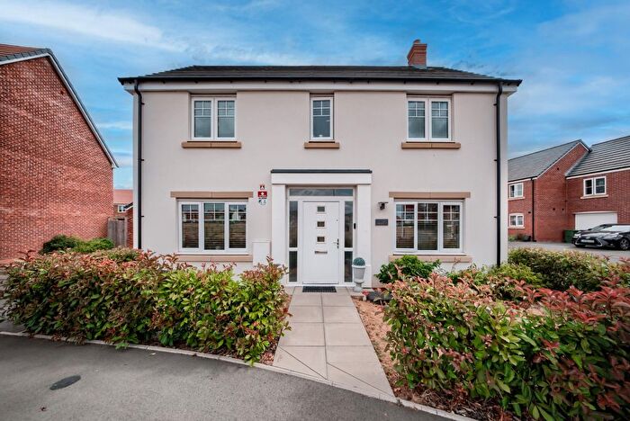 4 Bedroom Detached House For Sale In Anslow Road, Wellesbourne, Warwickshire, CV35