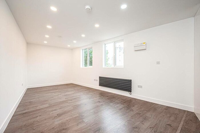 Studio To Rent In Finchley Road, West Hampstead, NW3