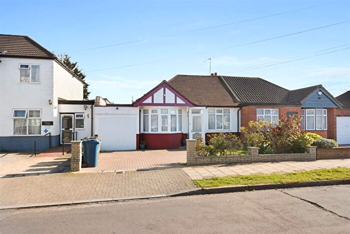 3 Bedroom Bungalow For Sale In Jersey Avenue, Stanmore, Middx, HA7