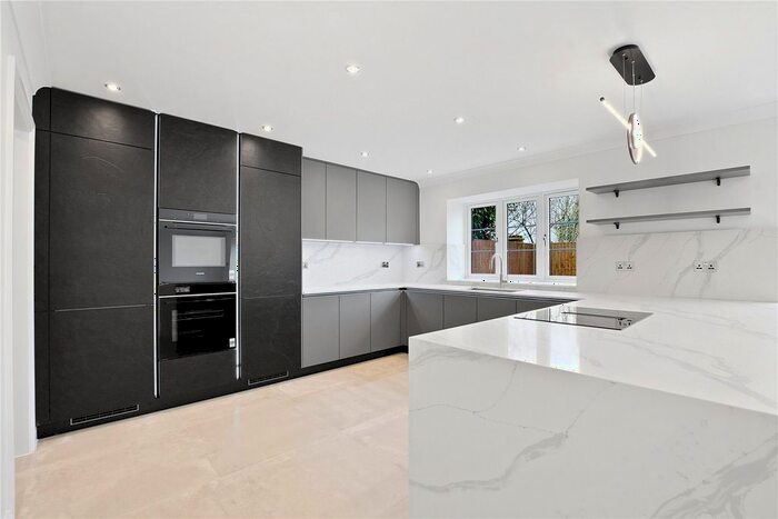 5 Bedroom Detached House For Sale In High Cross, Aldenham, Watford, Hertfordshire, WD25