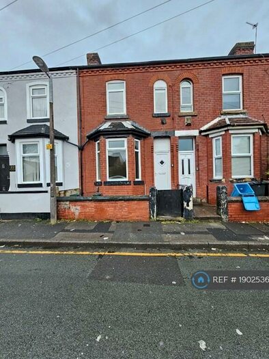 3 Bedroom Terraced House To Rent In Warren Street, Salford, M7