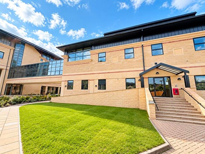 1 Bedroom Apartment To Rent In Croft Road, Bingley, BD16