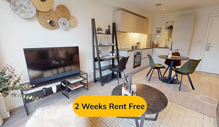 1 Bedroom Flat To Rent In Dumballs Road, Cardiff, CF10