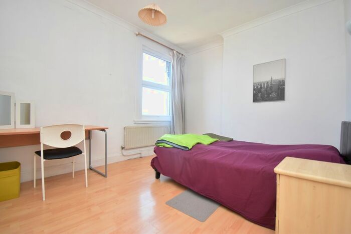 1 Bedroom Flat To Rent In Brockley Road, London, SE4