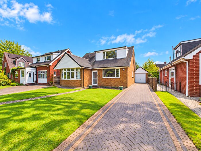 4 Bedroom Detached Bungalow For Sale In Hurst Park, Penwortham, Preston, PR1