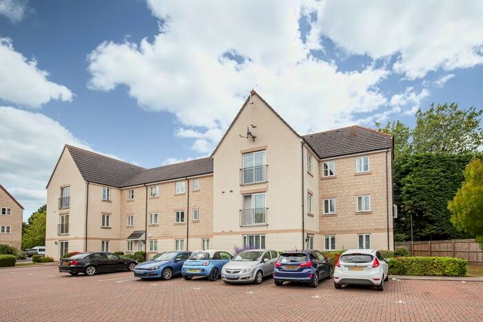 2 Bedroom Flat To Rent In Thornley Close, Abingdon, OX14