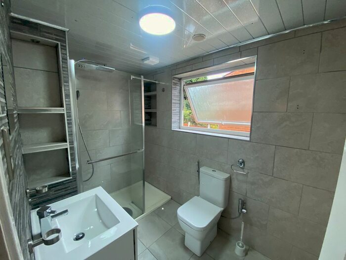 1 Bedroom Flat To Rent In Whiteways Grove, Sheffield, S4