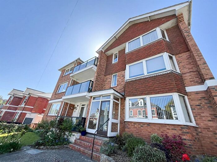 2 Bedroom Flat To Rent In St. Helens Park Road, Hastings, TN34