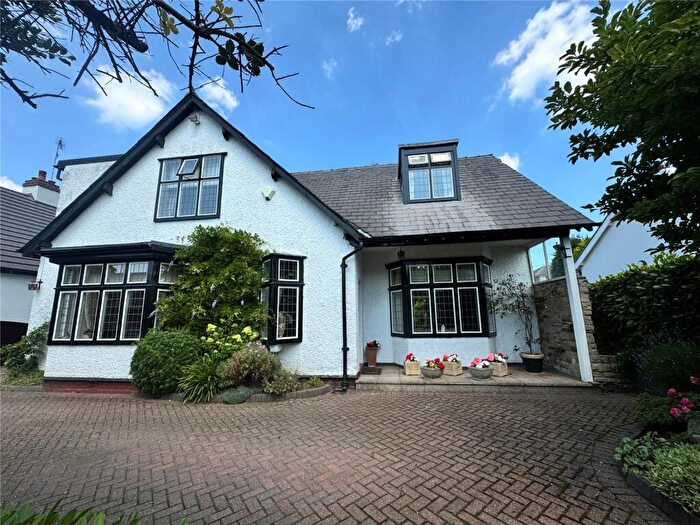 3 Bedroom Detached House For Sale In Bury Road, Bamford, Rochdale, OL11