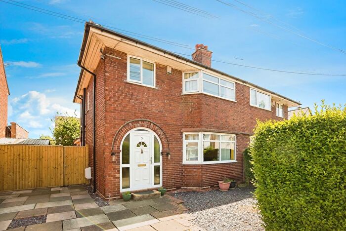3 Bedroom Semi-Detached House For Sale In Victoria Road, Chester, Cheshire, CH4